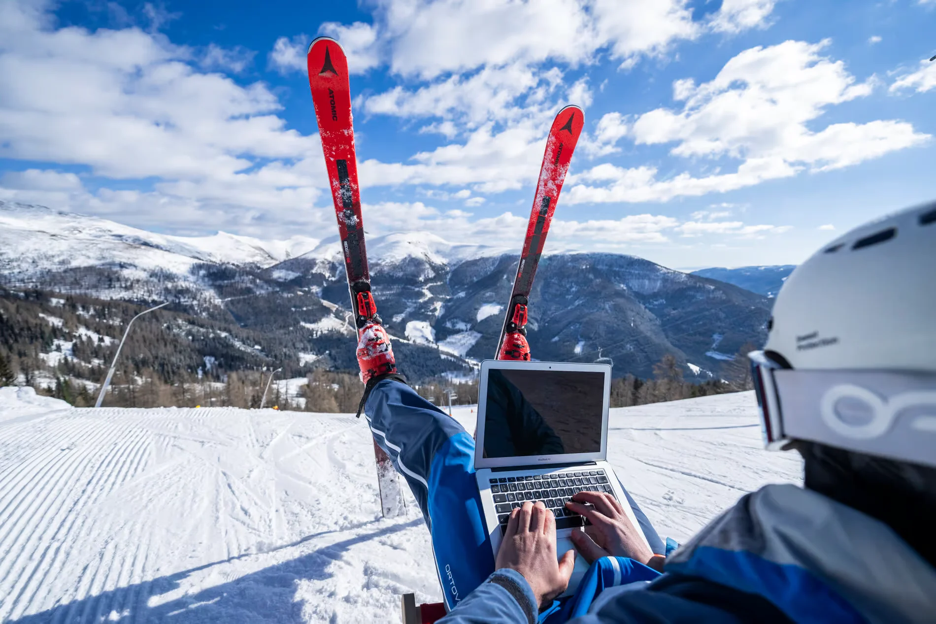 Workation 1 Workation beim Skifahren